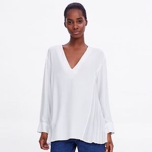 ZARA White V Neck Longline Blouse With Side Pleats Size Large